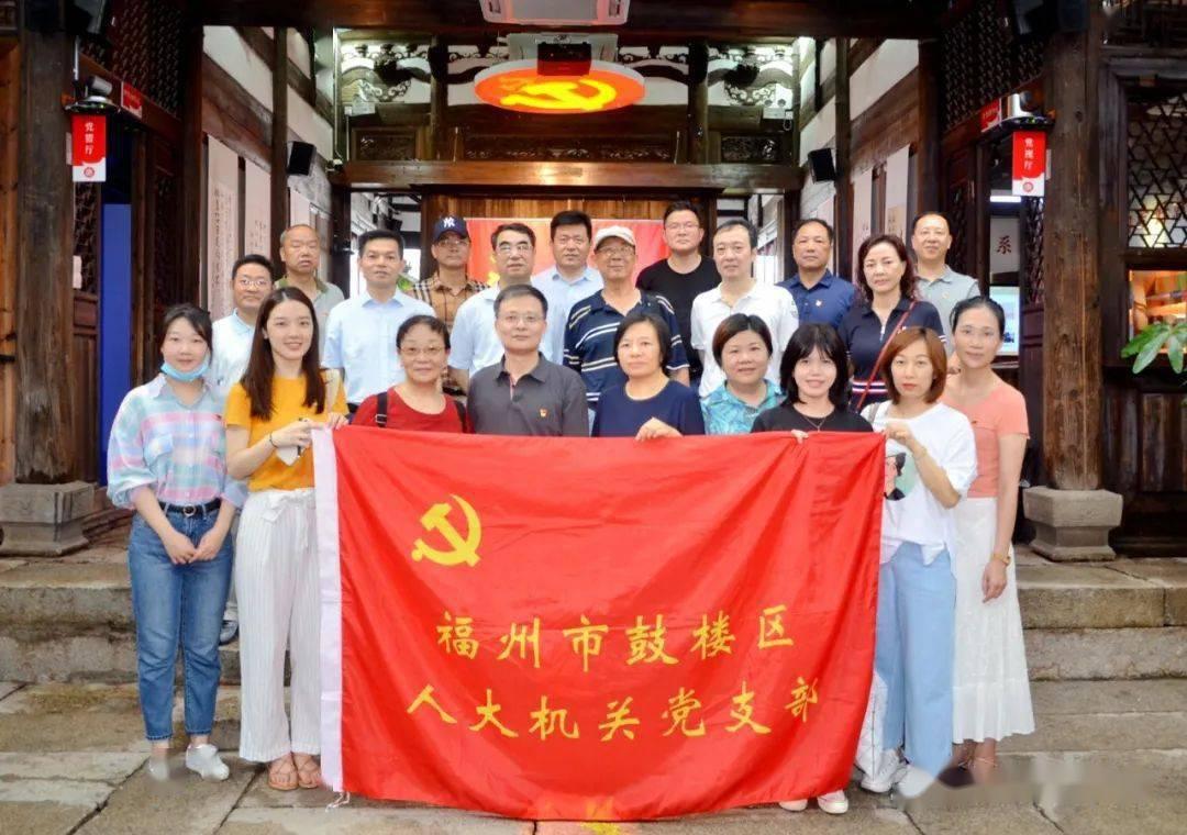 小猫钓鱼游戏龙王版有船